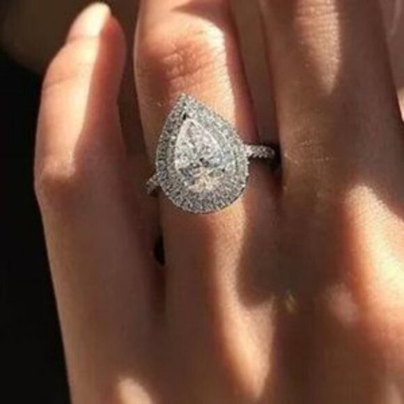 Stunning Sterling Silver Cubic Zirconia Rain Drop Ring - Picture 4 of 4